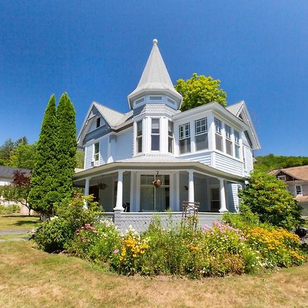 Streamside Victorian Villa Margaretville ภายนอก รูปภาพ